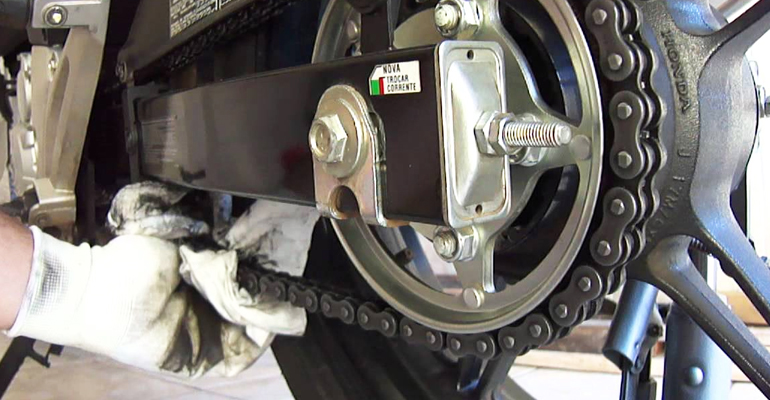 Linha Mecãnica de Moto em Atibaia, Kit Relação de Moto em Atibaia, Lona de freio de Moto em Atibaia, Pastilha de Freio de Moto em Atibaia 